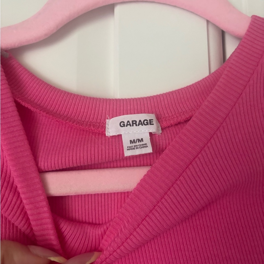 Pink Ribbed Crop Top - Picture 2 of 3